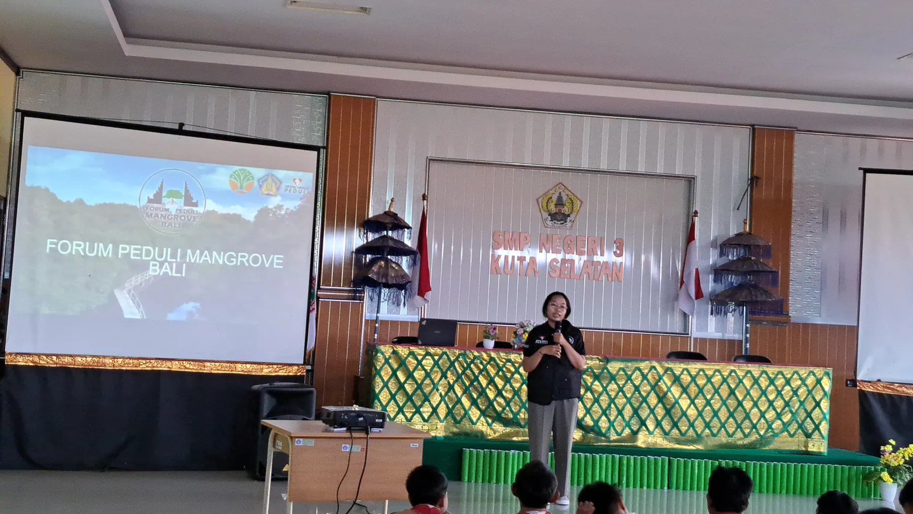 Sosialisasi di SMP 3 Kuta Selatan
