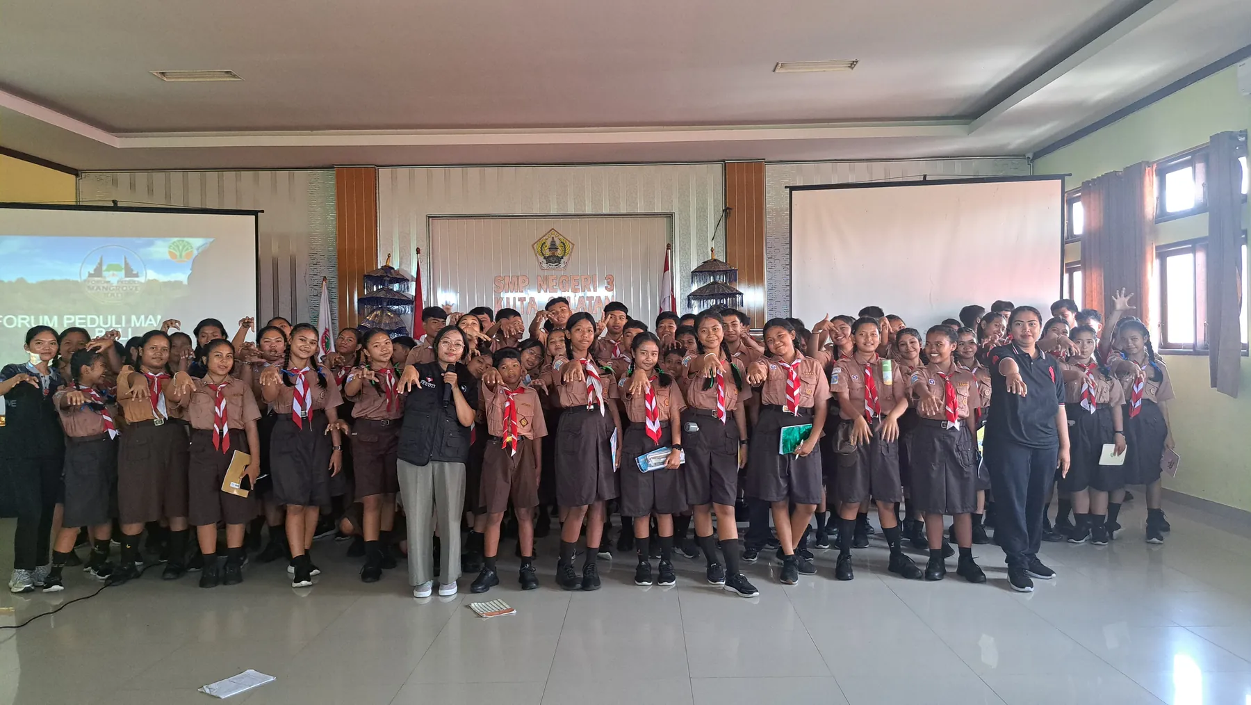 Sosialisasi di SMP 3 Kuta Selatan